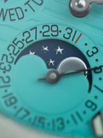 Patek Philippe Nautilus 5740 Luxury Fake Watches Tiffany Dial Automatic Movement 40mm - Image 7