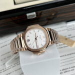 Patek Philippe Best Replica Watch Nautilus 7118 Gold Wrapped White Dial 3K Factory 35.2mm - Image 2