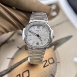 Patek Philippe Nautilus 7118 Replica 11 Watch With Stone Bezel 35.2mm