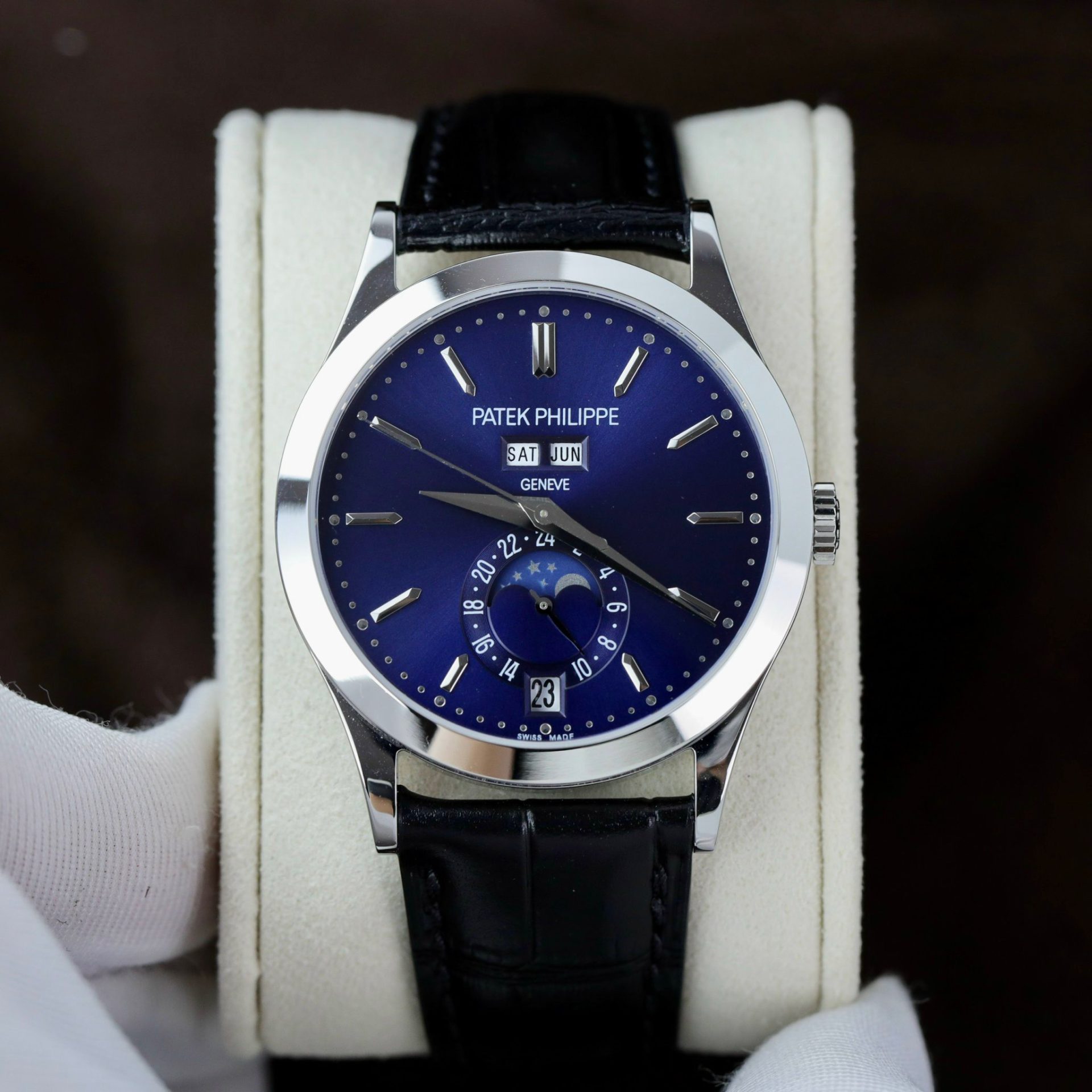 Dong-Ho-Patek-Philippe-Replica-11-Complications-5396G-Mat-Xanh-Blue-2.jpg Patek Philippe Replica Watch Complications 5396G Dial Blue 38.5mm - Image 1