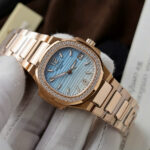Patek Philippe Replica Watches Nautilus 7010R Women Blue White Dial Metal Wire GR Factory 32mm - Image 4