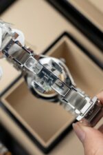 Patek Philippe Replica Watches Twenty 4 7300 Gray Dial Metal Wire 36mm - Image 9