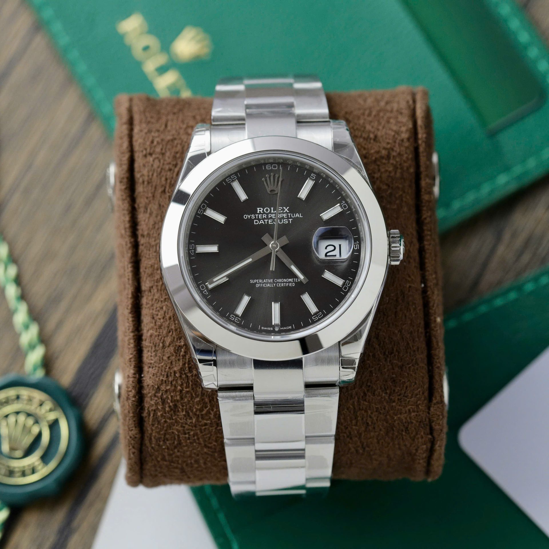 Dong-Ho-Rolex-DateJust-126300-Replica-11-Nam-Mat-So-Mau-Xam-Nha-May-VS-41mm-9.jpg Rolex DateJust 126300 Best Replica Watch Men Dial Gray VS Factory 41mm - Image 1