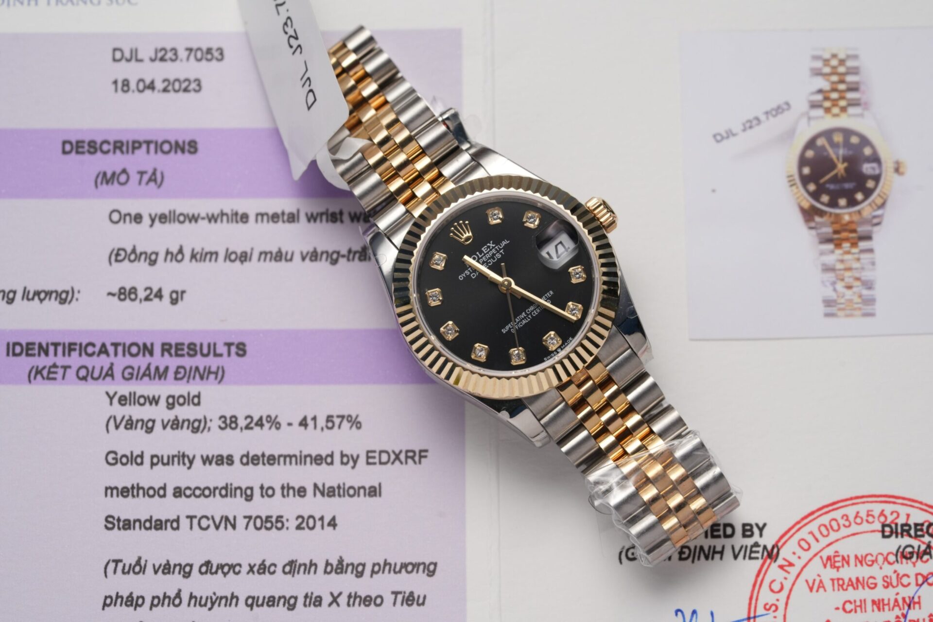 Dong-Ho-Rolex-DateJust-Boc-Vang-Mat-So-Den-Coc-Dinh-Da-31mm-4-scaled-1.jpg Rolex Best Replica Watches DateJust Gold Wrapped Black Dial 31mm - Image 1