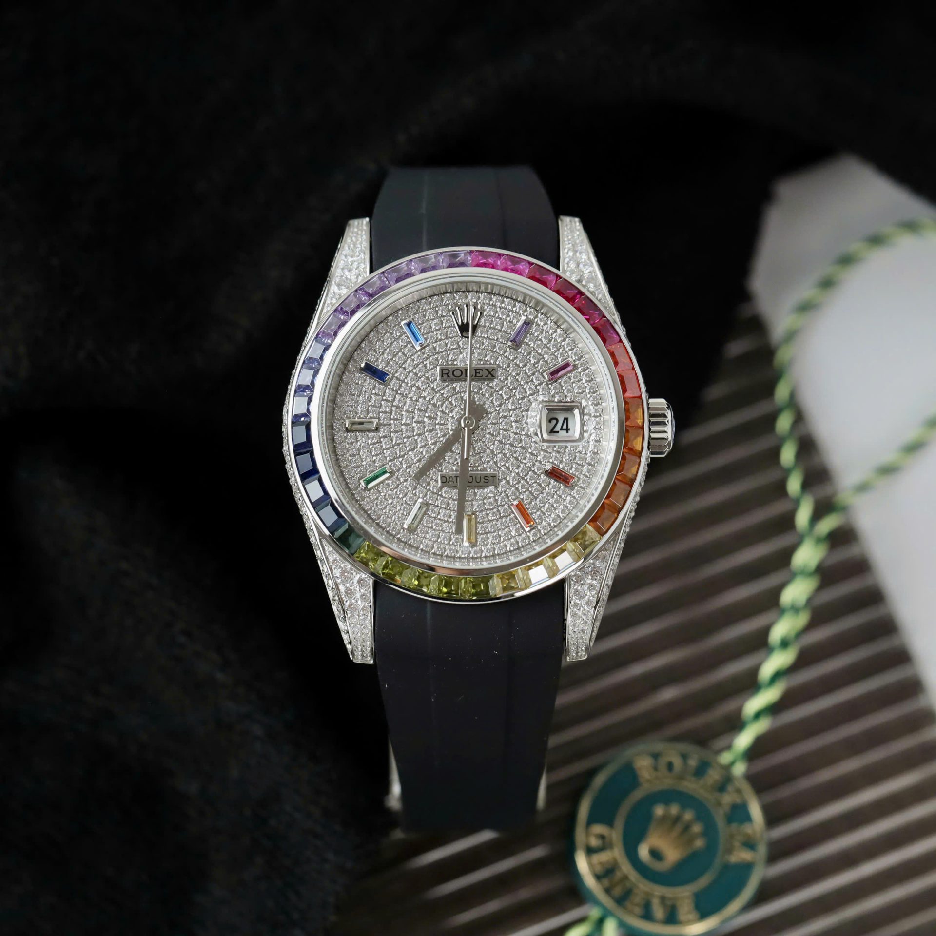 Dong-Ho-Rolex-DateJust-Fake-11-Dinh-Da-7-Mau-Day-Cao-Su-41mm-6.jpg Rolex DateJust Rainbow Fake Watch Rubber Strap 41mm - Image 1