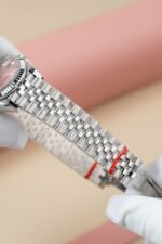 Rolex DateJust Lady Replica Watch Pink Dial Jubilee Strap 31mm - Image 10