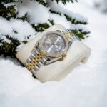 Rolex DateJust Replica Watch With Moissanite Diamonds Demi Gold 31mm - Image 4