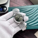 Rolex Day-Date 228236 Replica Watch Refine Green Dial GM V2 40mm - Image 3