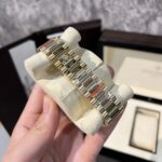 Rolex Day-Date 228238 Replica Watch Yellow Champagne Dial Refined 166 gr GM V2 40mm - Image 5