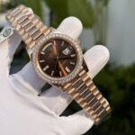 Rolex Replica Watch Day-Date Custom Gold Wrapped Moissanite Diamonds Dial Chocolate GM Factory 40mm - Image 4