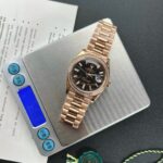 Rolex Replica Watch Day-Date Gold Wrapped Moissanite Diamonds Eisenkiesel Dial GS Factory 40mm - Image 2