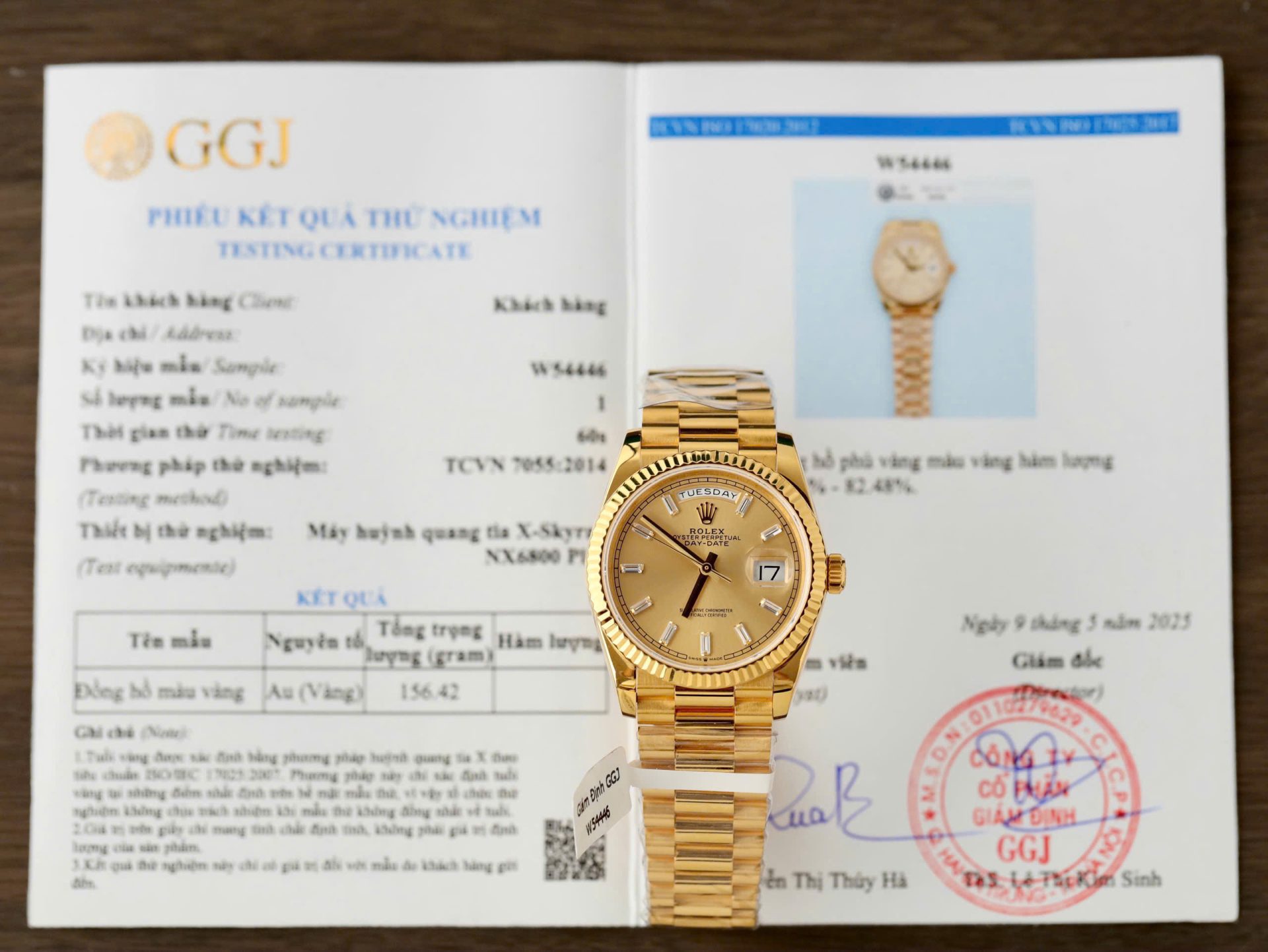 Dong-Ho-Rolex-Day-Date-Mat-Vang-Champagne-Che-Tac-Boc-Vang-That-Nha-May-QF-36mm-8.jpg Rolex Day-Date Yellow Champagne Dial Luxury Fake Watches 18K Gold Wrapped QF Factory 36mm - Image 1