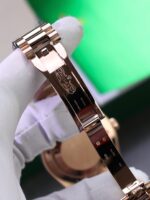 Rolex Day-Date Green Dial Replica Watch Gold Wrapped Weight 186Gram QF 40mm - Image 12
