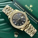 Rolex Day-Date Fake Watch Mother Of Pearl Dial President Strap 40mm - Image 2