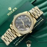 Rolex Day-Date Fake Watch Mother Of Pearl Dial President Strap 40mm - Image 3