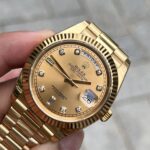Rolex Day-Date Replica 1:1 Watch Champagne Dial Jubilee Strap 40mm - Image 4