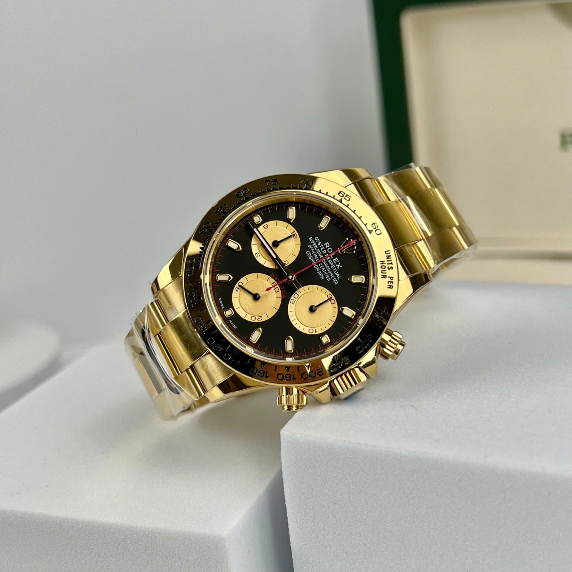 Dong-Ho-Rolex-Daytona-Replica-11-Mat-Den-Coc-So-Da-Quang-Nha-May-BT-40mm-9.jpg Rolex Daytona Replica 11 Watch Black Dial BT Factory 40mm - Image 1