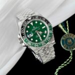 Rolex GMT-Master II 126729VTNR Copies Watch Green Dial Jubilee Strap 40mm - Image 2