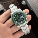 Rolex Submariner 116610LV Hulk Replica Watch Clean Factory 40mm - Image 3