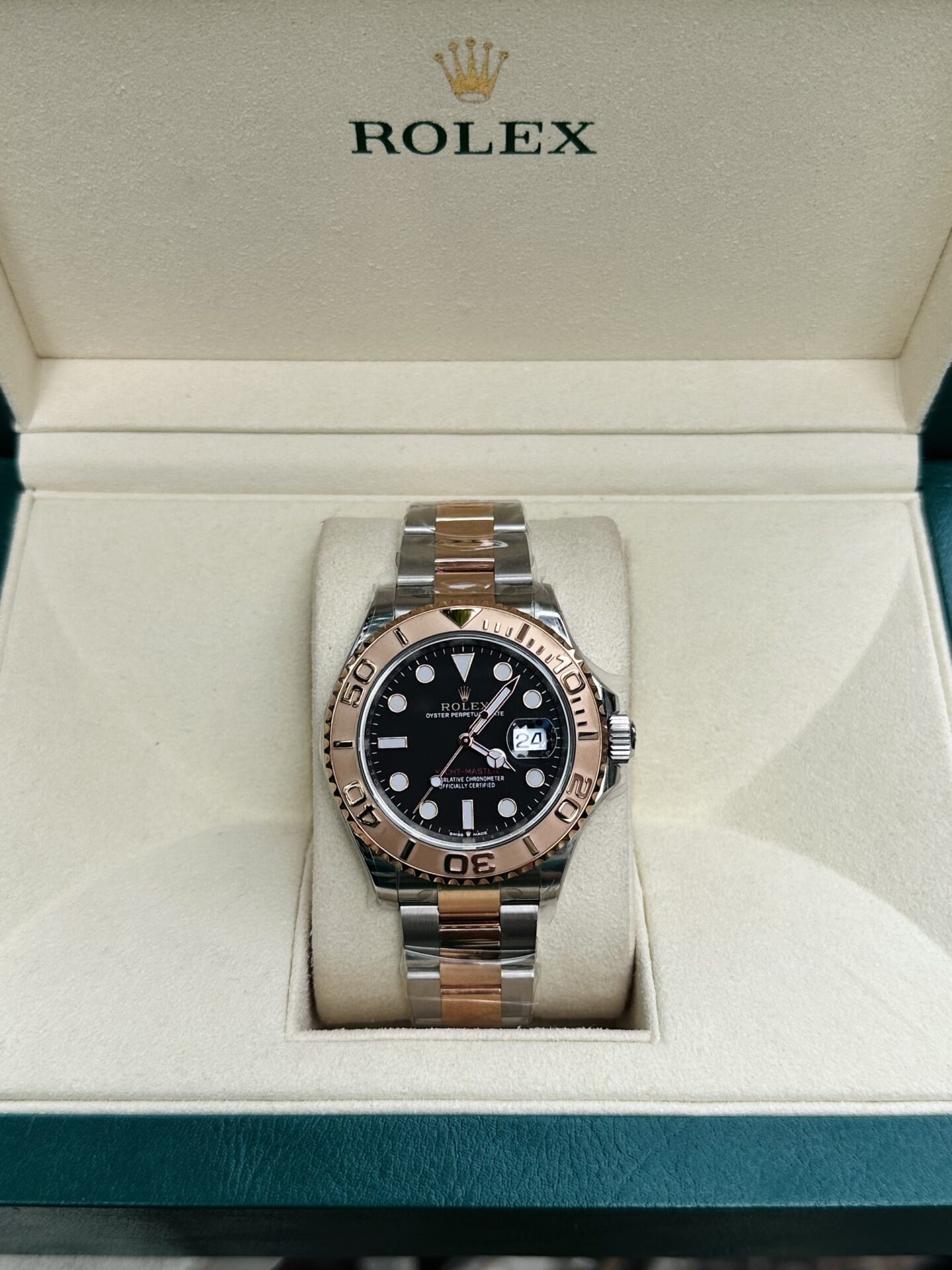 Dong-Ho-Rolex-Yacht-Master-126621-Mat-So-Den-Nha-May-Clean-40mm-5.jpg Rolex Yacht Master 126621 Replica 1:1 Watch Black Dial Clean Factory 40mm - Image 1