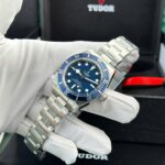 Tudor Black Bay Fifty Eight M79030N Replica 11 Watch Dial Blue ZF Factory 39mm - Image 3