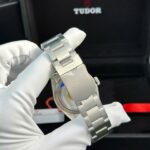 Tudor Best Replica Watch Heritage Black Bay Dial Blue ZF Factory 41mm - Image 7