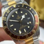 Tudor Replica Watches Black Bay GMT S&G M79833MN Black Dial Metal Strap ZF Factory 41mm - Image 4