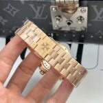 Vacheron Constantin Replica Watch Overseas 4500V Dial Green 41mm - Image 8