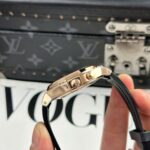 Vacheron Constantin Replica Watch Overseas Dual Time 47450 White Dial Rubber Strap 9F 42mm - Image 7