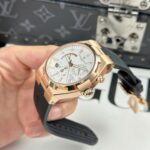 Vacheron Constantin Replica Watch Overseas Dual Time 47450 White Dial Rubber Strap 9F 42mm - Image 4