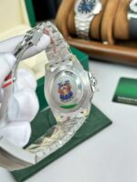 Rolex GMT-Master II 116710LN Replica Watch Black Dial Clean Factory 40mm - Image 6