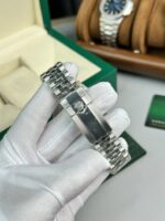 Rolex GMT-Master II 116710LN Replica Watch Black Dial Clean Factory 40mm - Image 8