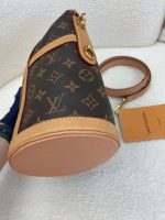 Fold Me Pouch M80874 - Image 4