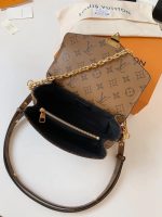 Pochette Métis East West M46225 - Image 10