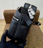 Louis Vuitton Outdoor Messenger PM M30233 - Image 4