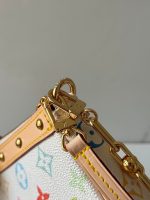 LV x TM Pochette Accessoires M13404 - Image 6