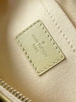 OnTheGo East West M11273 - Image 4