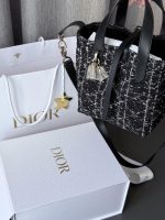 Small Dior Toujours Vertical Tote Bag M2835ODFG_M911 - Image 10