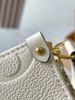 OnTheGo East West M23698 - Image 6