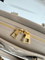 OnTheGo East West M23641 - Image 8