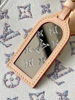 OnTheGo MM Handbag M24708 - Image 5