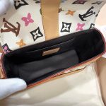 Envelope Wearable Wallet M83346 - Image 6