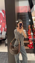 Loop Hobo M46311 - Image 10