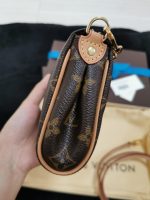 Eva Handbag M95567 - Image 7