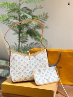 Louis Vuitton CarryAll PM M24707 - Image 5