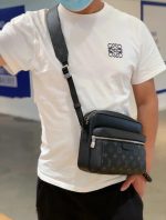 Louis Vuitton Outdoor Messenger PM M30233 - Image 9