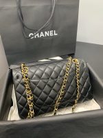 CHANEL Classic Flap Bag (CF) - Image 2