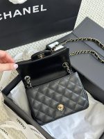 CHANEL Classic Flap Bag (CF) – 25A Collection - Image 4