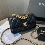 Classic 11.12 Handbag - Image 2