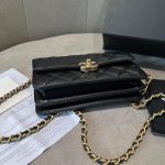 Classic 11.12 Handbag - Image 3